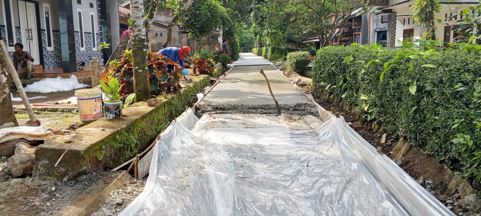 Proyek Pembangunan Gudang Logistik